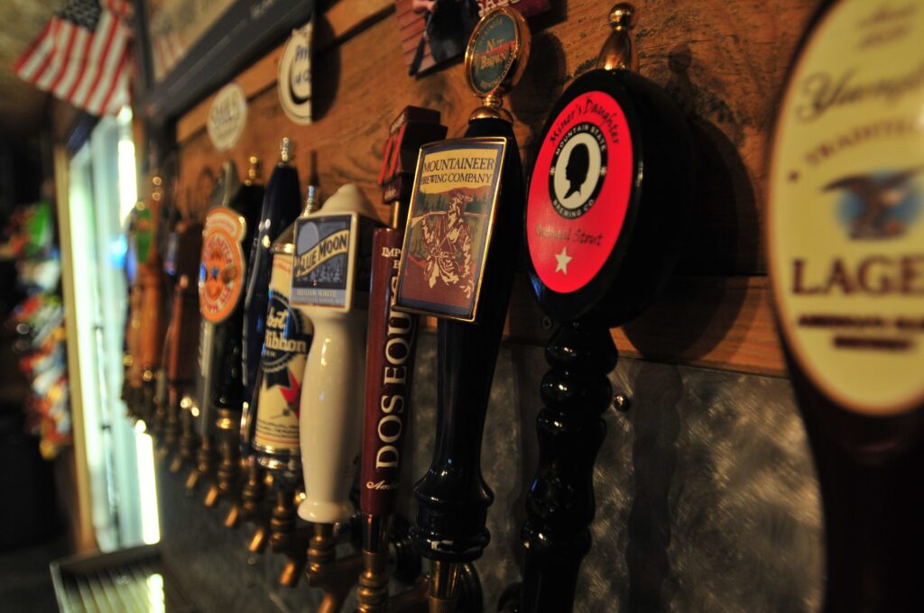 taps in a line on the bar